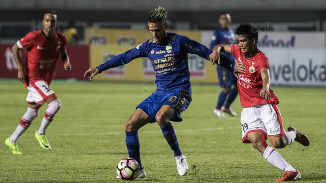 Raphael Maitimo, Sandi Sute