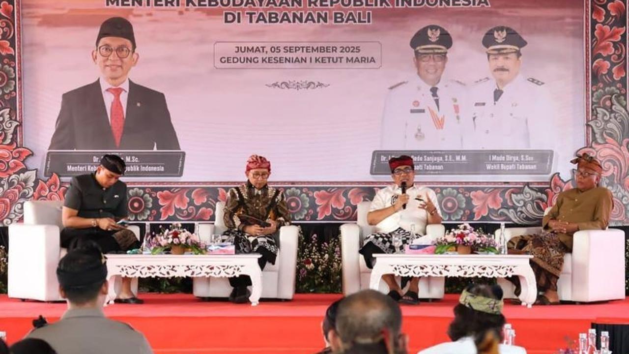 Fakta Unik: Menbud Apresiasi Regenerasi Budaya Tabanan Lewat Generasi Muda, Bukan Beban!