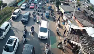 Hari Pertama Masuk Sekolah, Lalu Lintas Jakarta Padat