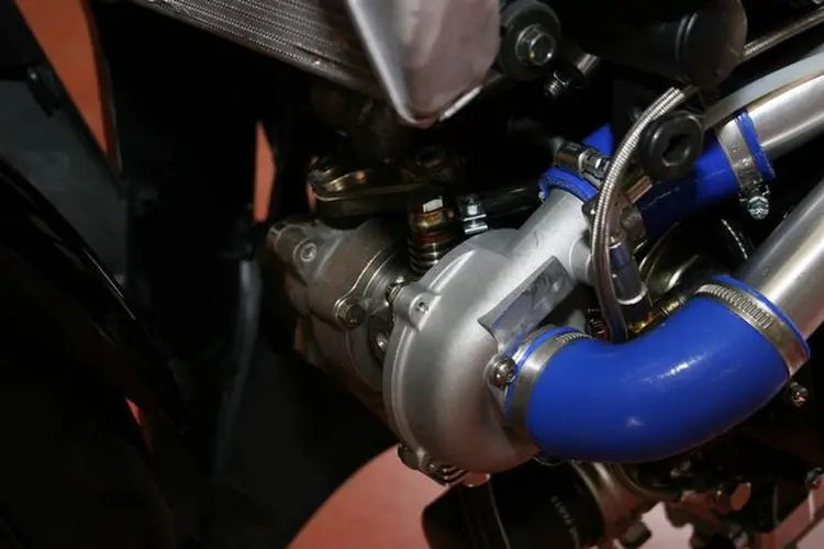 Yamaha R3 Turbo Supercharged Galeri