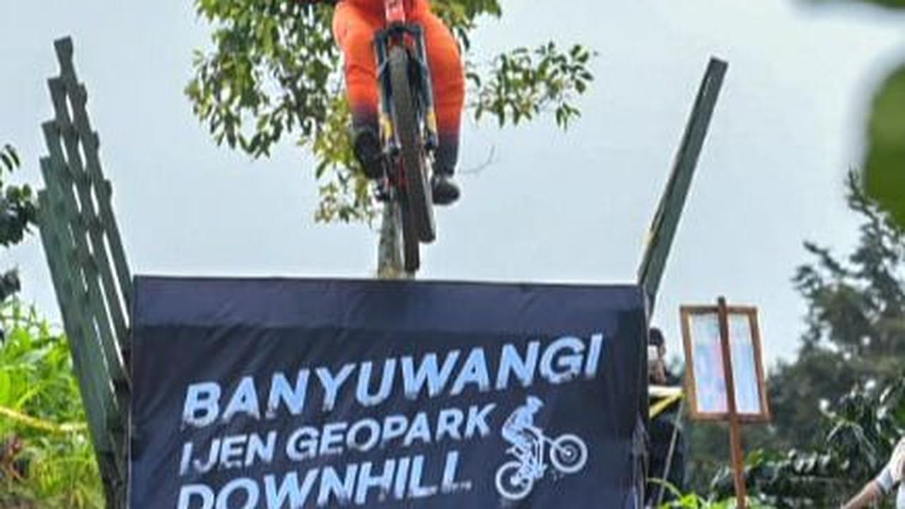 Para pembalap mengikuti kejuaraan ini untuk berburu poin. Ijen Geopark Downhill 2023 masuk dalam kalender kejuaraan balap sepeda resmi UCI dengan kategori C1.