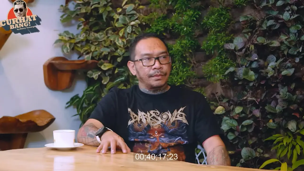 Jonathan Latumahina