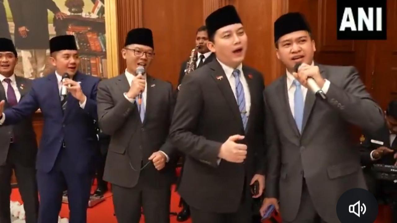 Kajol Bollywood Tersanjung Menteri 'Anak Ideologis' Prabowo & Mayor Teddy Nyanyi 'Kuch Kuch Hota Hai