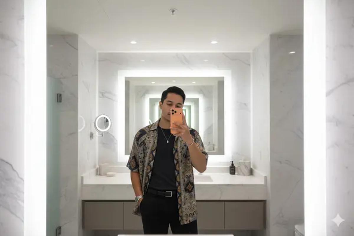 Kumpulan Prompt Gemini AI Mirror Selfie Pakai iPhone 17/Gemini AI