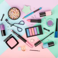 Cara Membuat Makeup Jadi Multifungsi. Penasaran? / copyright shutterstock