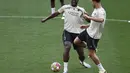 <p>PSG, yang semangatnya sedang menyala setelah baru saja memastikan diri juara Ligue 1, diyakini punya kans bagus untuk meraih hasil positif pada leg pertama di Jerman. (FRANCK FIFE / AFP)</p>