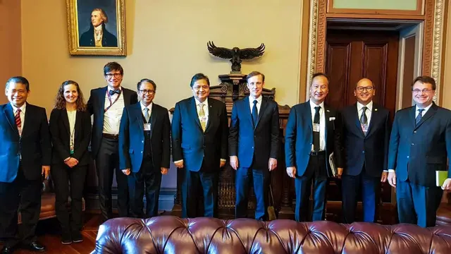 Menteri Koordinator Bidang Perekonomian Airlangga Hartarto mengadakan pertemuan bilateral dengan Assistant to the President for National Security Affairs (APNSA) Amerika Serikat Jake Sullivan. (Dok Kemenko Perekonomian)