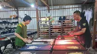 Proses produksi kaus. (Liputan6.com/ist)