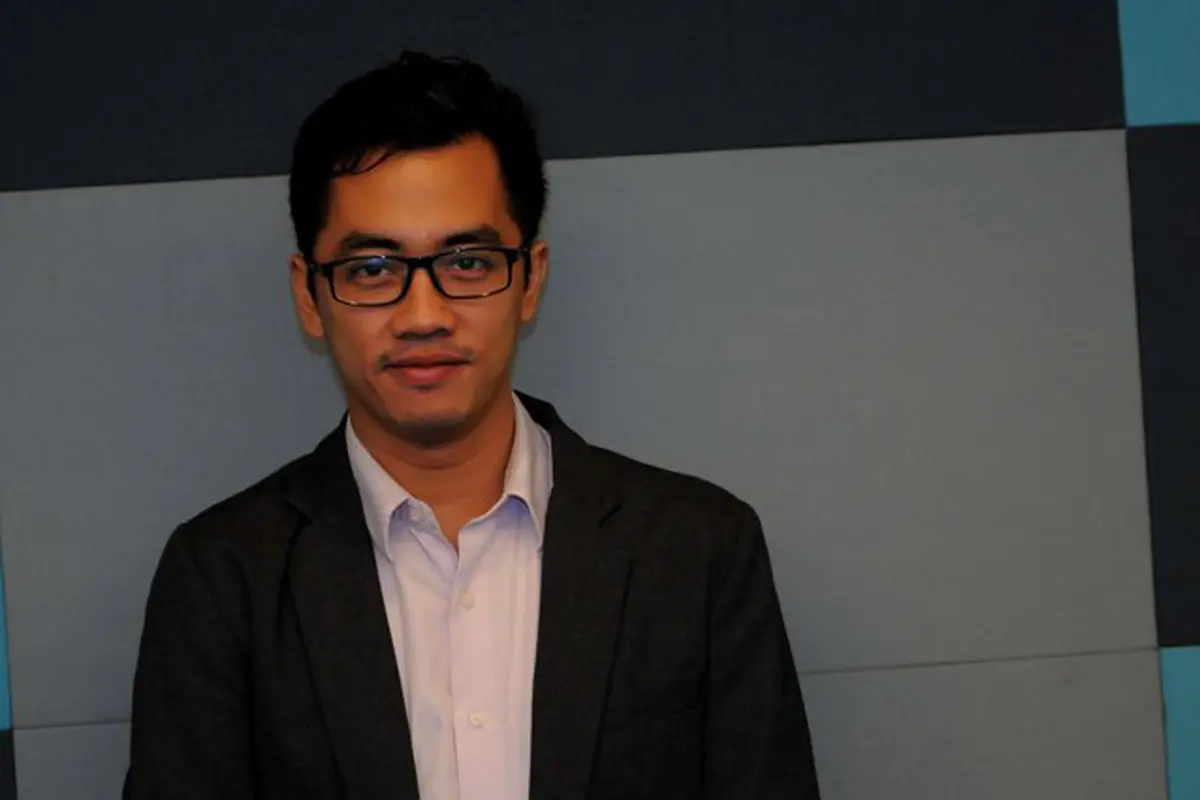 Dennis Adhiswara