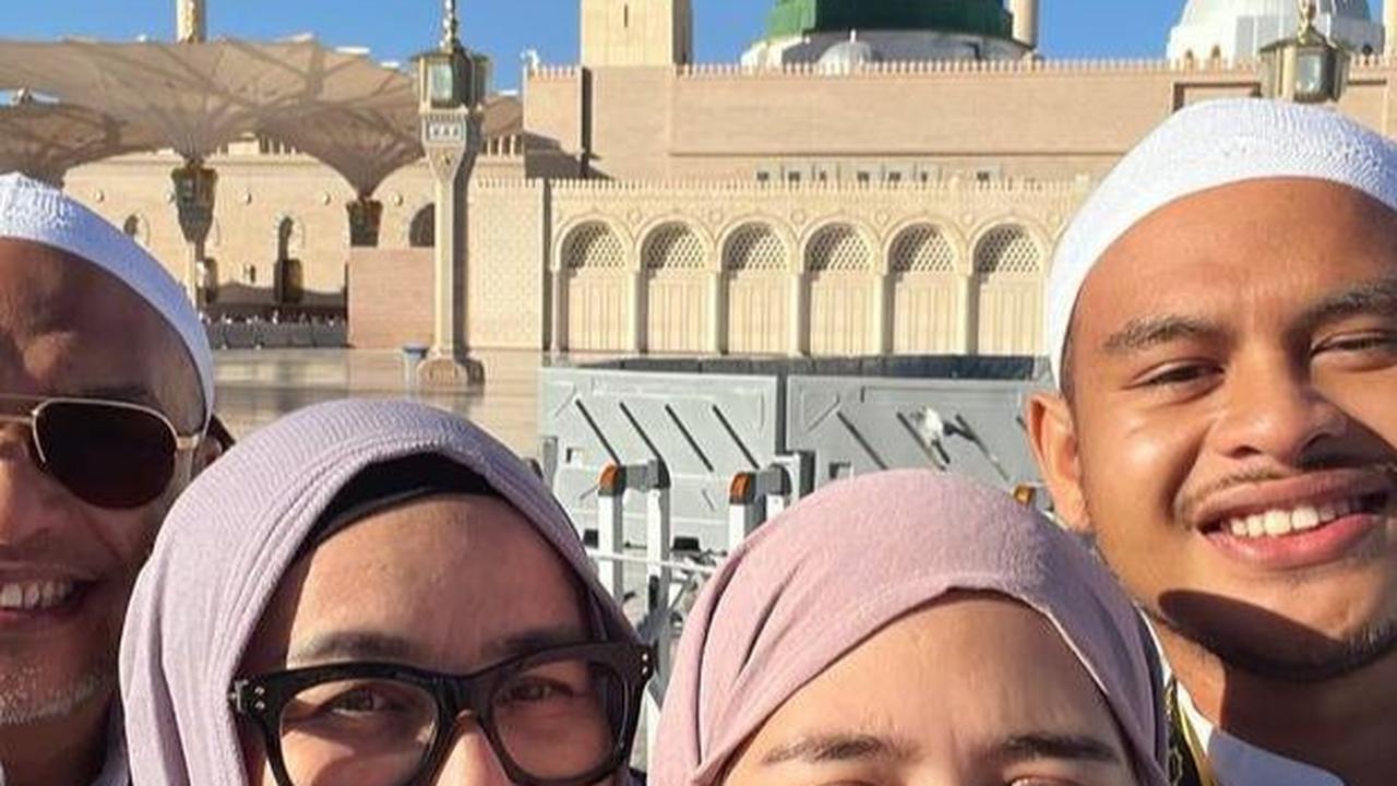 Didampingi Oleh Sang Keluarga