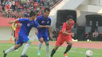 PSIS Semarang terakhir tampil di Piala Polda Jateng 2015. Kali ini, manajemen memilih menunda kegiatan klub karena Pilkada serentak pada 9 Desember. (Bola.com/Romi Syahputra)