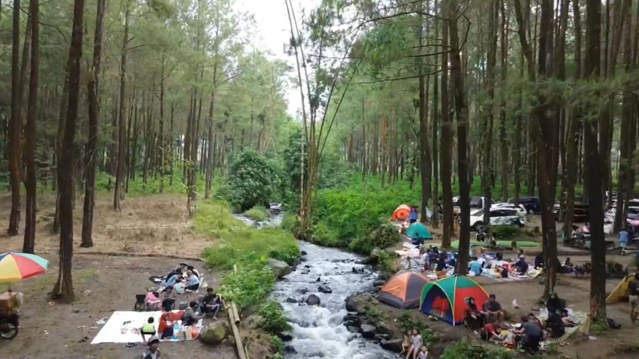 Objek wisata itu dikelola bekerja sama dengan sejumlah pihak untuk memanfaatkan potensi alam setempat.<br>