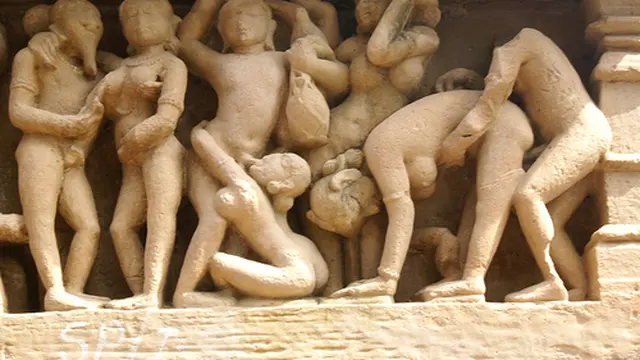 Relief lain di Candi Khajuraho, India