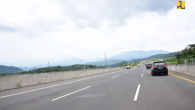 Jalan Tol.