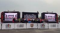 Para atlet hadir pada peresmian Sirkuit MTB CITY SG 1973 pada Sabtu (11/11/2023). (Bola.com/Iqri Widya)