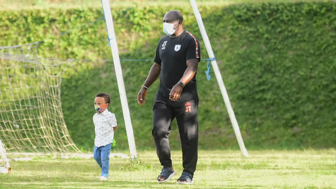 Pelatih Persipura, Jacksen Tiago