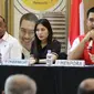 Menpora Dito Ariotedjo memberikan keterangan kepada media mengenai persiapan menuju Asian Games 2022 di Media Center Kemenpora, Jakarta, Jumat (1/9/2023) petang WIB. (Bola.com/Abdul Aziz)
