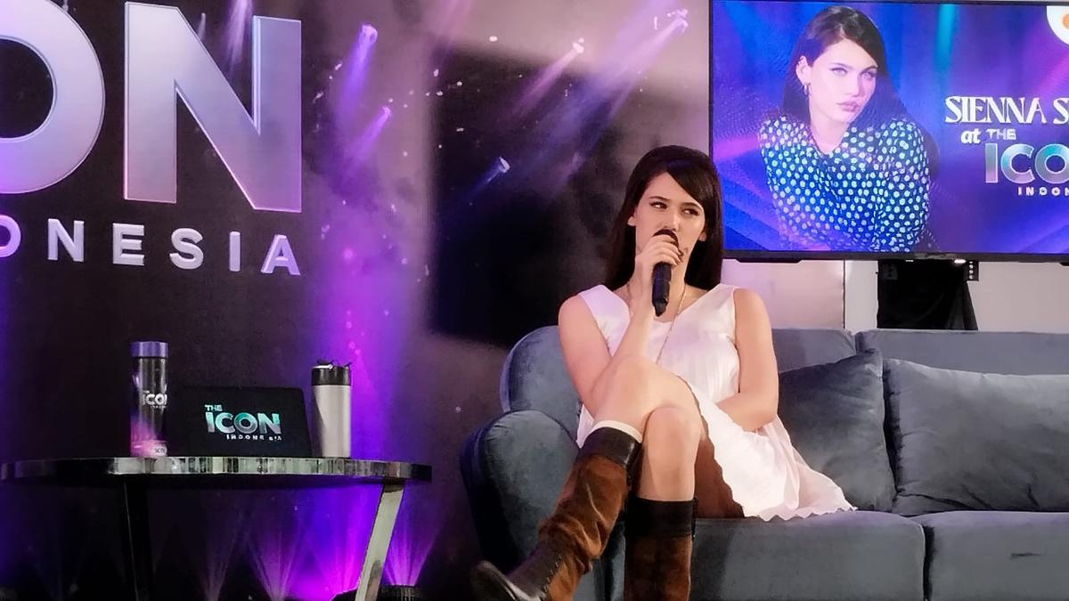 Sienna Spiro Pertama ke Indonesia, Kaget Lagunya Viral di Sini