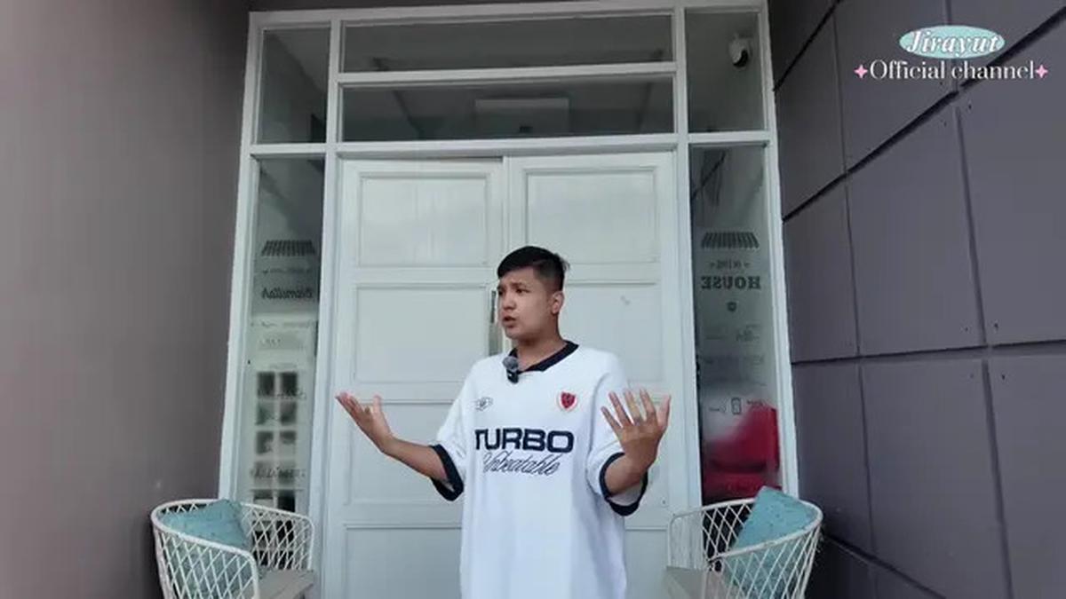 7 Potret Fasad Depan Rumah Jirayut di Jakarta, Megah dengan Desain Modern