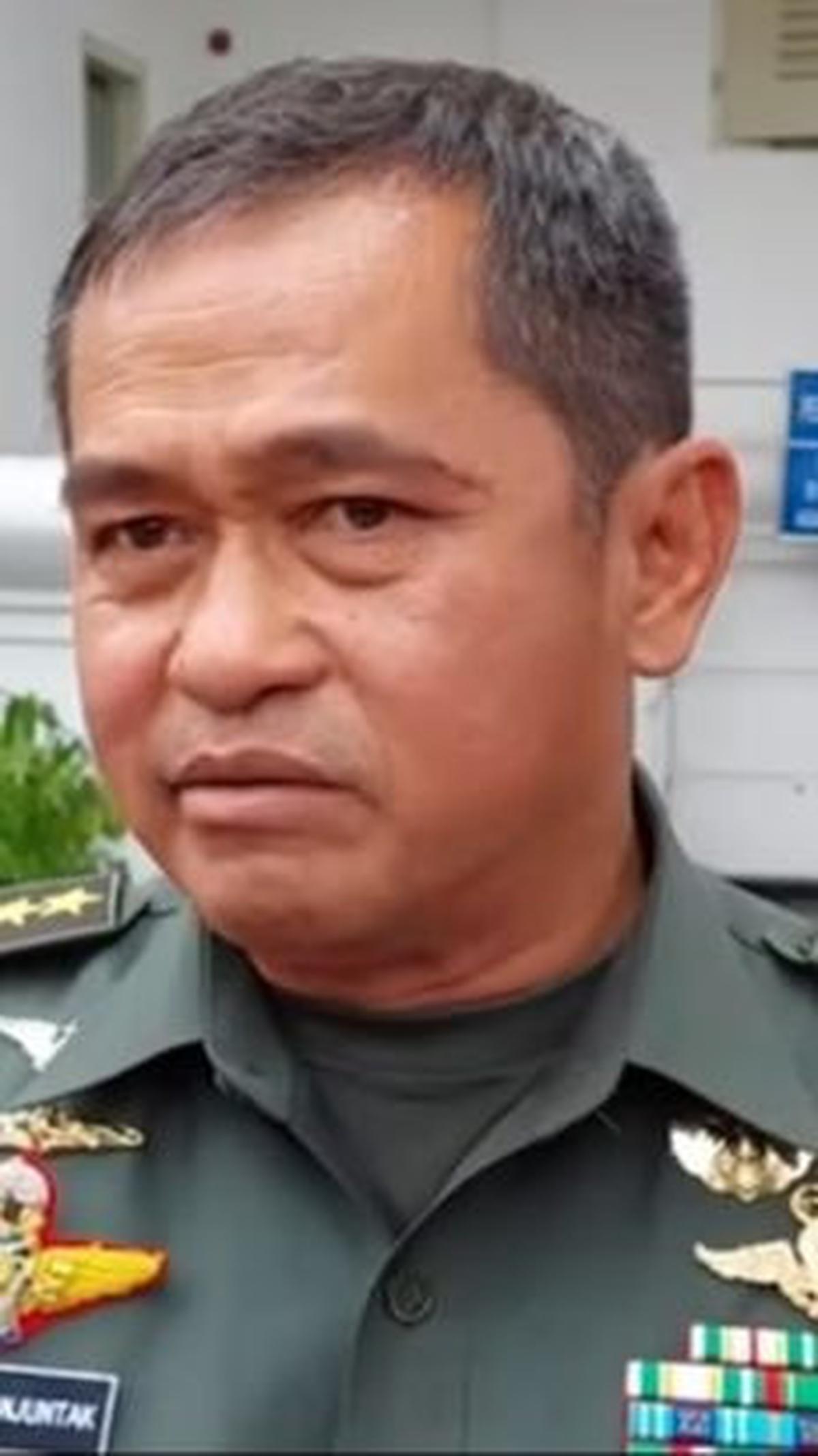 "Ada prosesnya, bagus jadi tidak langsung komandan. Bisa lihat-lihat (dulu) bagus kan mudah-mudahan," tambahnya.