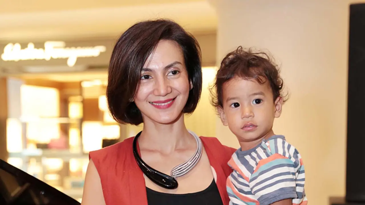 [Bintang] Wanda Hamidah