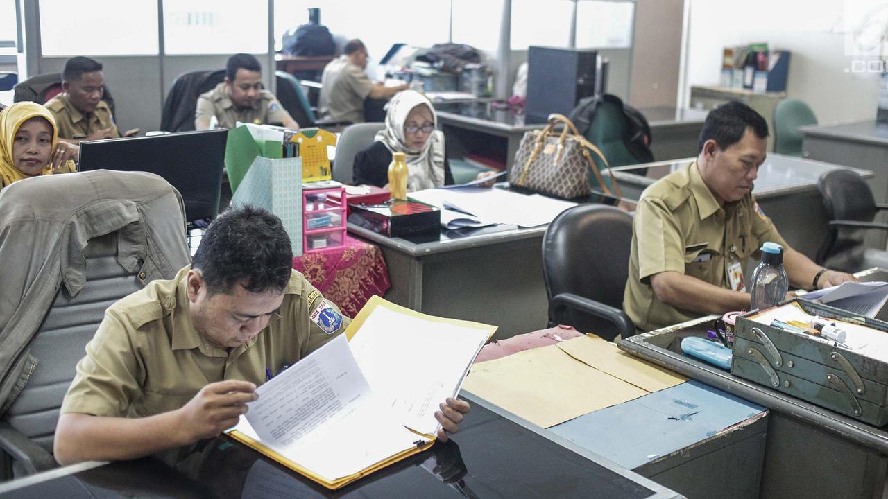 Gaji PNS Dipotong untuk Biayai BPJS Ketenagakerjaan Buruh Tani dan Tukang Becak