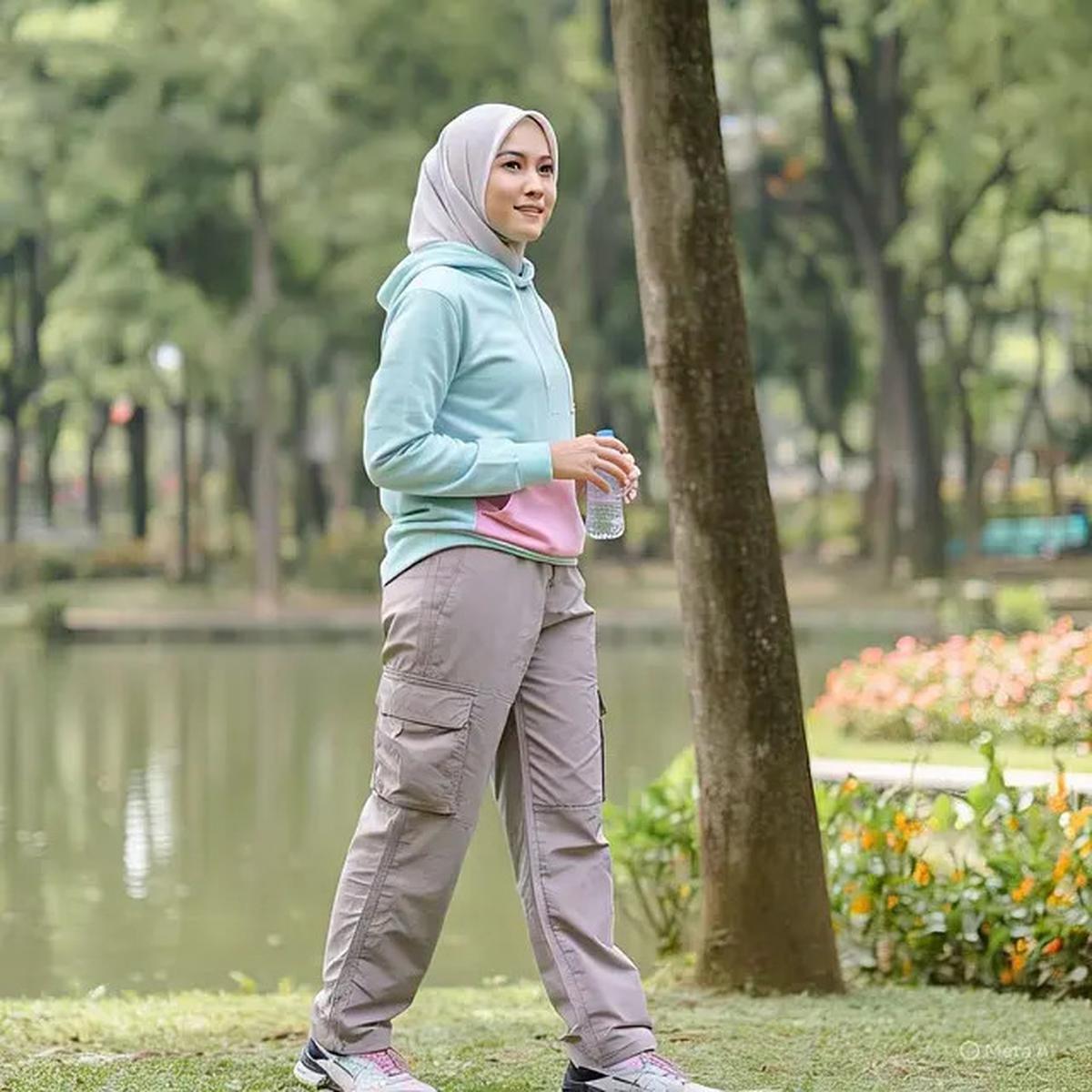 Inspirasi Outfit Olahraga Hijab, Nyaman Walau Aktif Bergerak