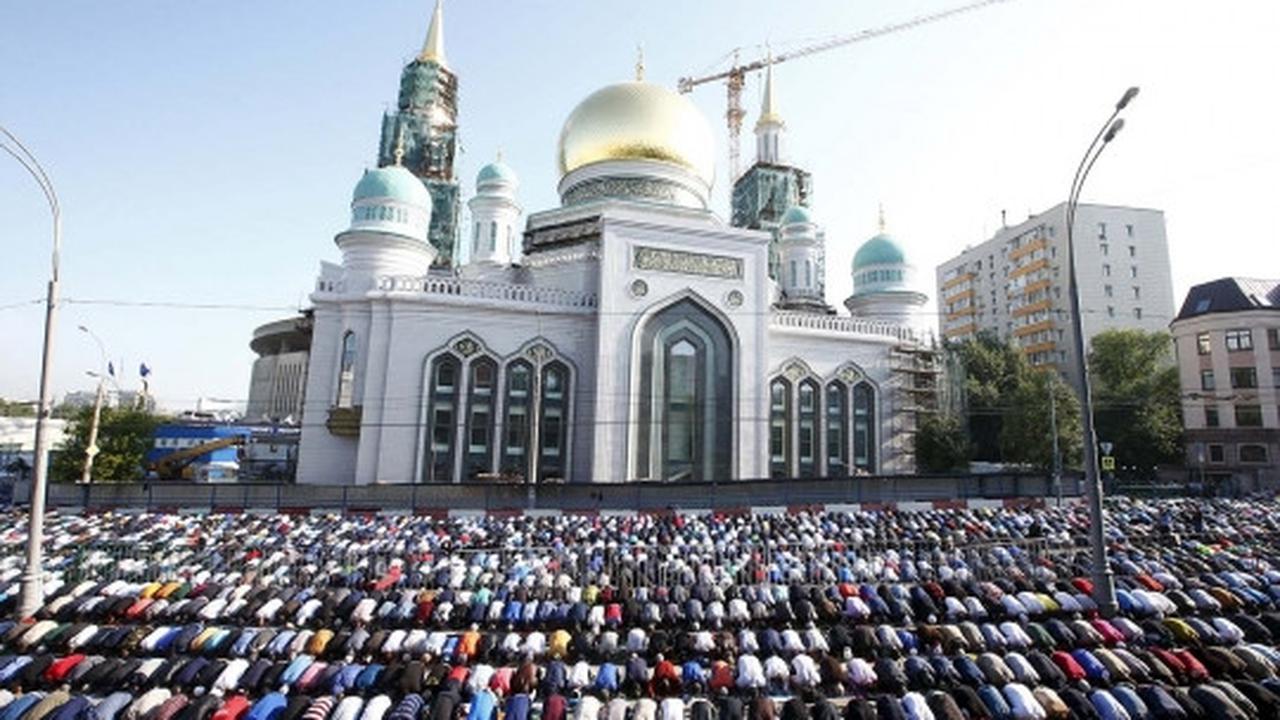 Gema takbir Idul Fitri berkumandang di belahan dunia