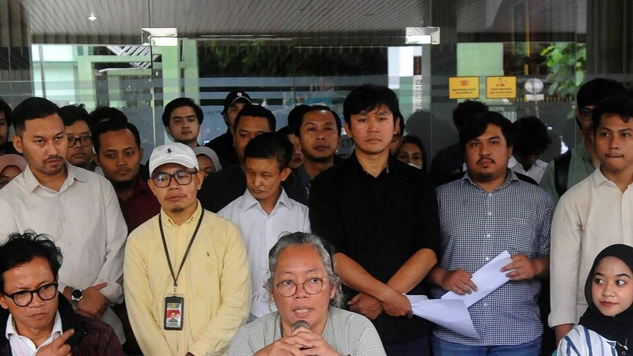 FOTO: Menyikapi Kondisi Politik Indonesia, Civitas Akademika dan Alumni UPN Veteran Jakarta Serukan Bela Negara Jelang Pemilu 2024