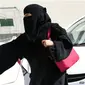 Arab Saudi merupakan satu-satunya negara yang melarang perempuan menyetir mobil.