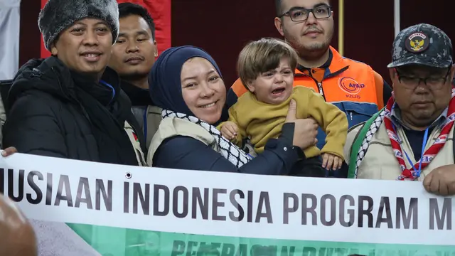 [Bintang] Melly Goeslaw di Palestina
