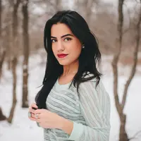 ilustrasi perempuan/Photo by Matthew T Rader on Unsplash