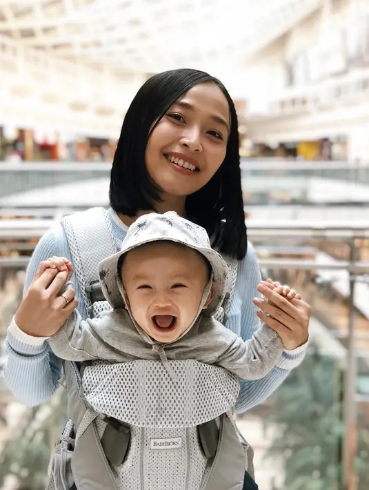 Rinni Wulandari dan Jevin Julian