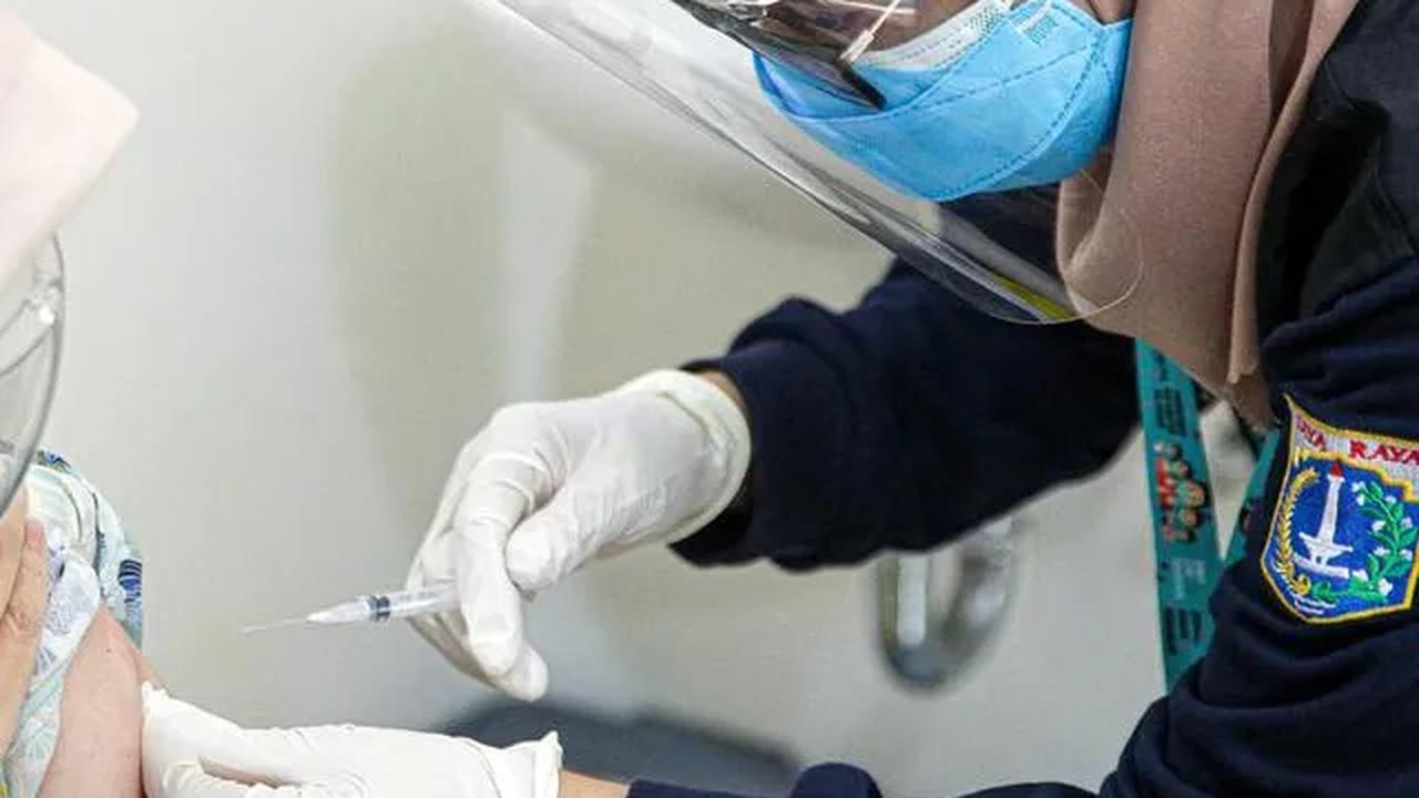 Menteri Kesehatan Budi Gunadi Sadikin mengatakan, UU ini mengubah banyak hal. Di antaranya, mempercepat pemerataan dokter dan dokter spesialis. Budi yakin dengan adanya UU Kesehatan ini, Indonesia bisa mengatasi masalah kekurangan dokter dan dokter spesia