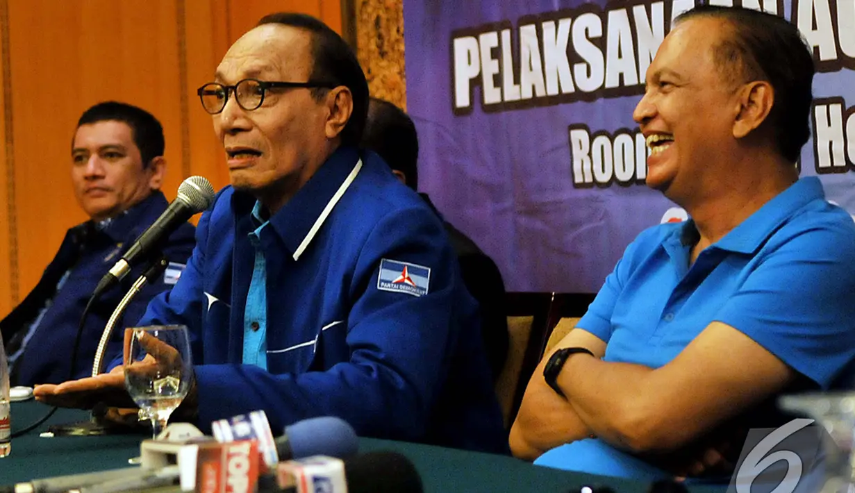 Forum Komunikasi Pendiri dan Deklarator Partai Demokrat prihatin dengan turunnya suara Partai Demokrat, Jakarta, Senin (24/11/2014). (Liputan6.com/Johan Tallo)