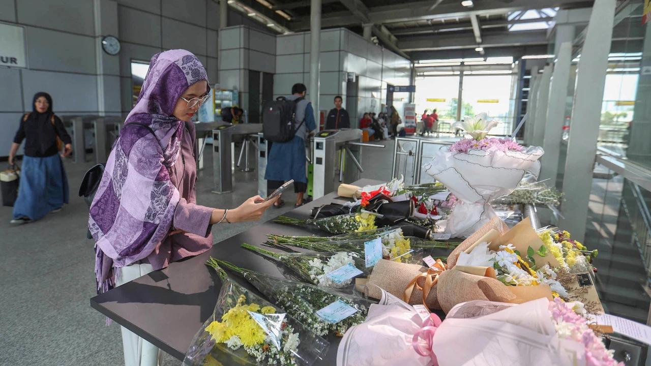 17 Korban Tabrakan KRL dengan KA Argo Bromo Anggrek Masih Dirawat di Rumah Sakit