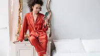 5 Zodiak Paling FOMO, Takut Banget Ketinggalan Momen Seru