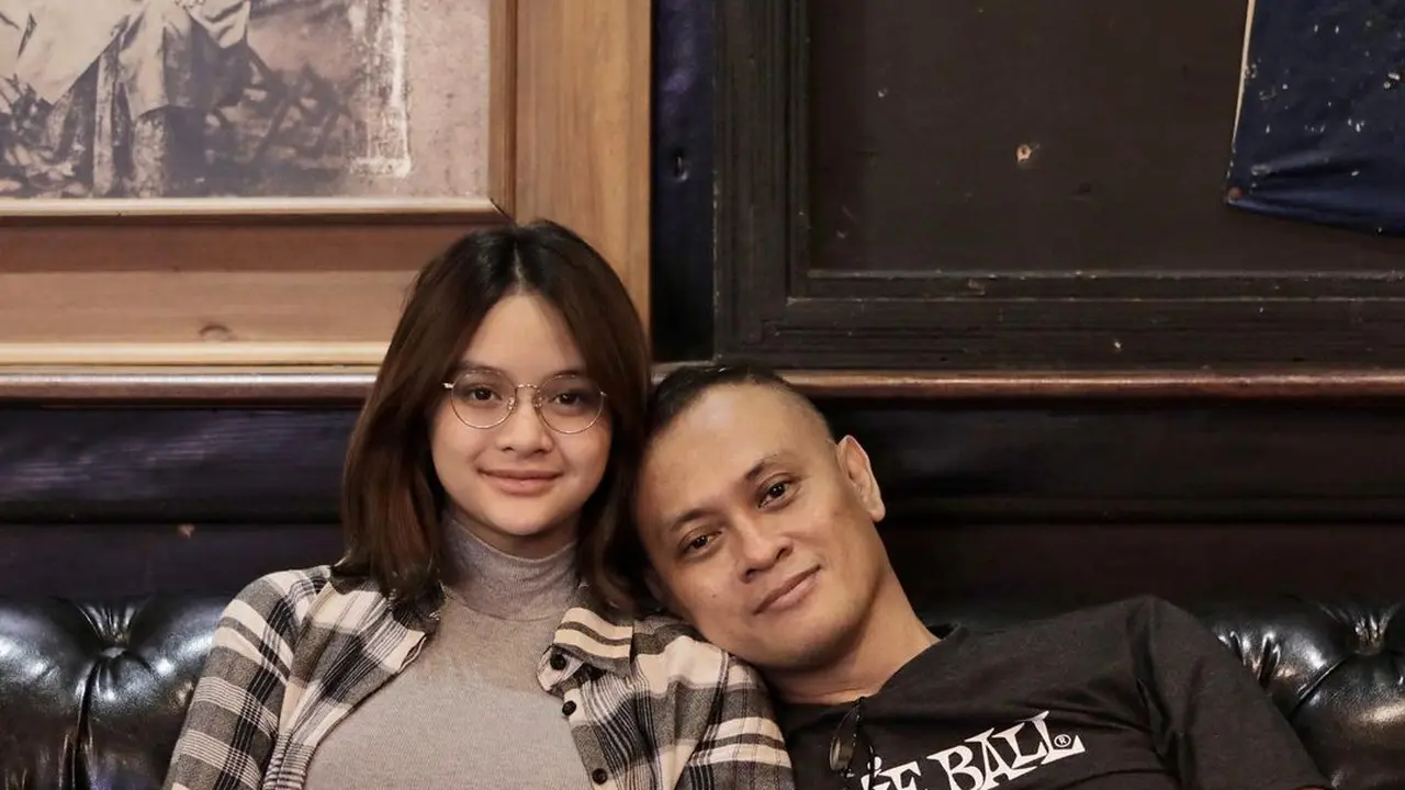 6 Potret Khadeeja Aisha Anak Bungsu Andra Gitaris Dewa19, Jarang Tersorot