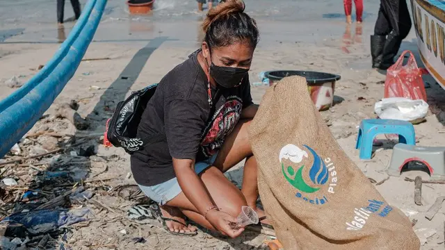 Plastic Bank Indonesia: Daur Ulang Sampah Berbasis Aplikasi