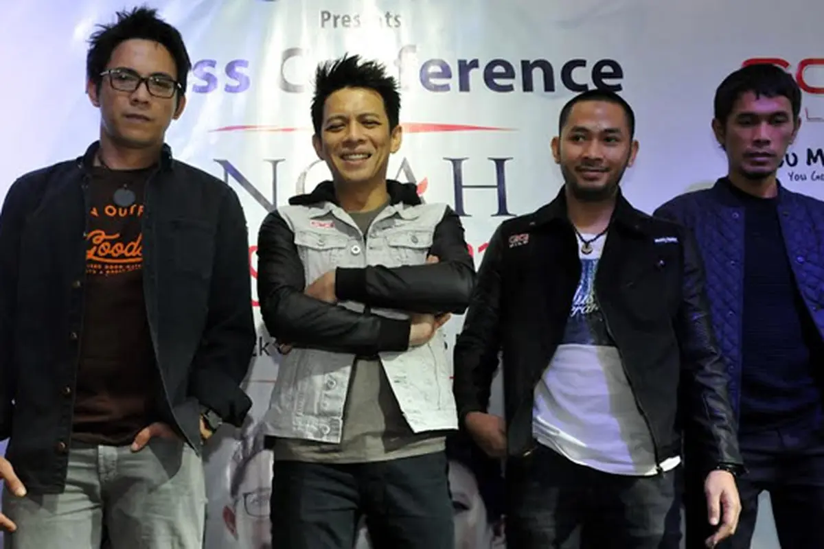 NOAH Band