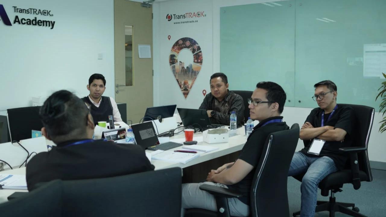Regulasi Emisi Dorong Industri Percepat Digitalisasi Manajemen Armada