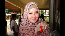 Meski sudah bercerai, Peggy mengaku prihatin dengan kabar buruk yang sedang menimpa keluarga mantan suaminya. Peggy hanya meminta doa agar pencarian terhadap sang mantan suami diteruskan, Jakarta, Sabtu (24/5/2014) (Liputan6.com/Miftahul Hayat) 
