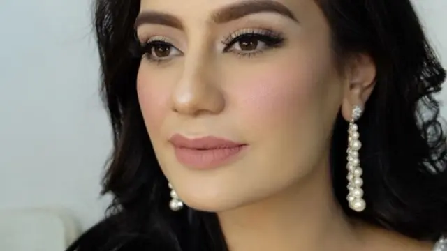 Ragam Makeup Look Marissa Nasution di Prewedding