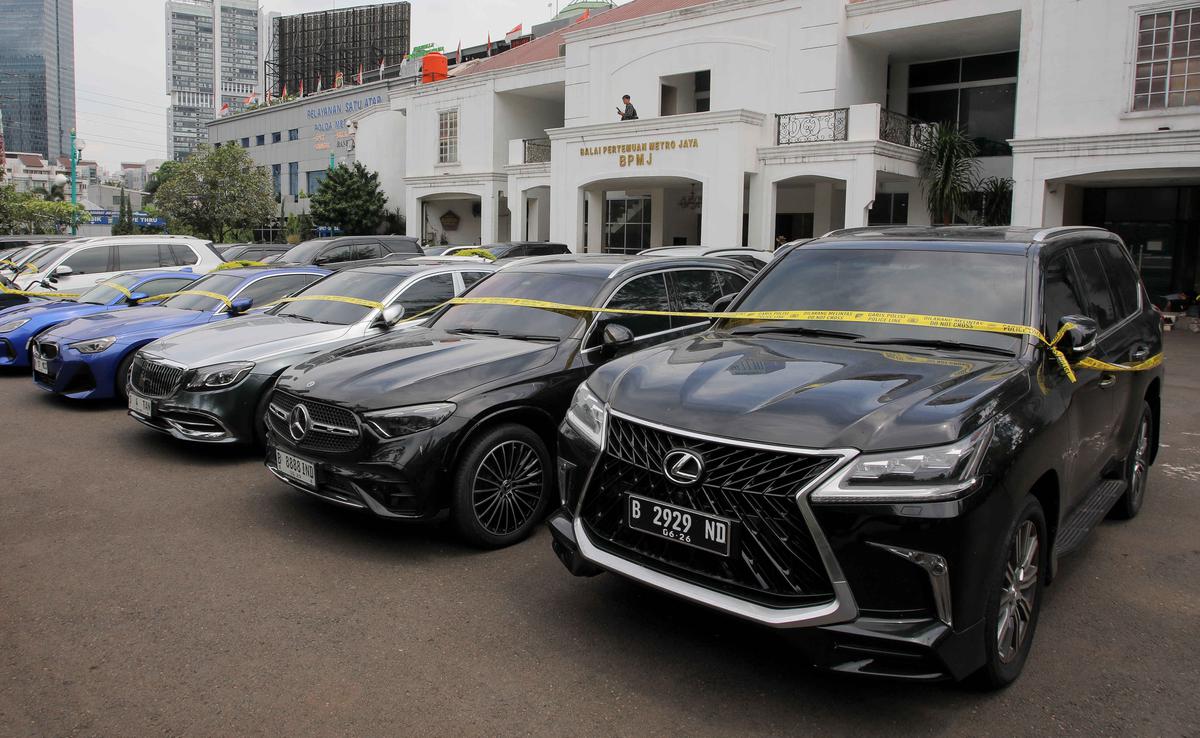 Polisi rilis 24 tersangka kasus judol yang libatkan pegawai Komdigi