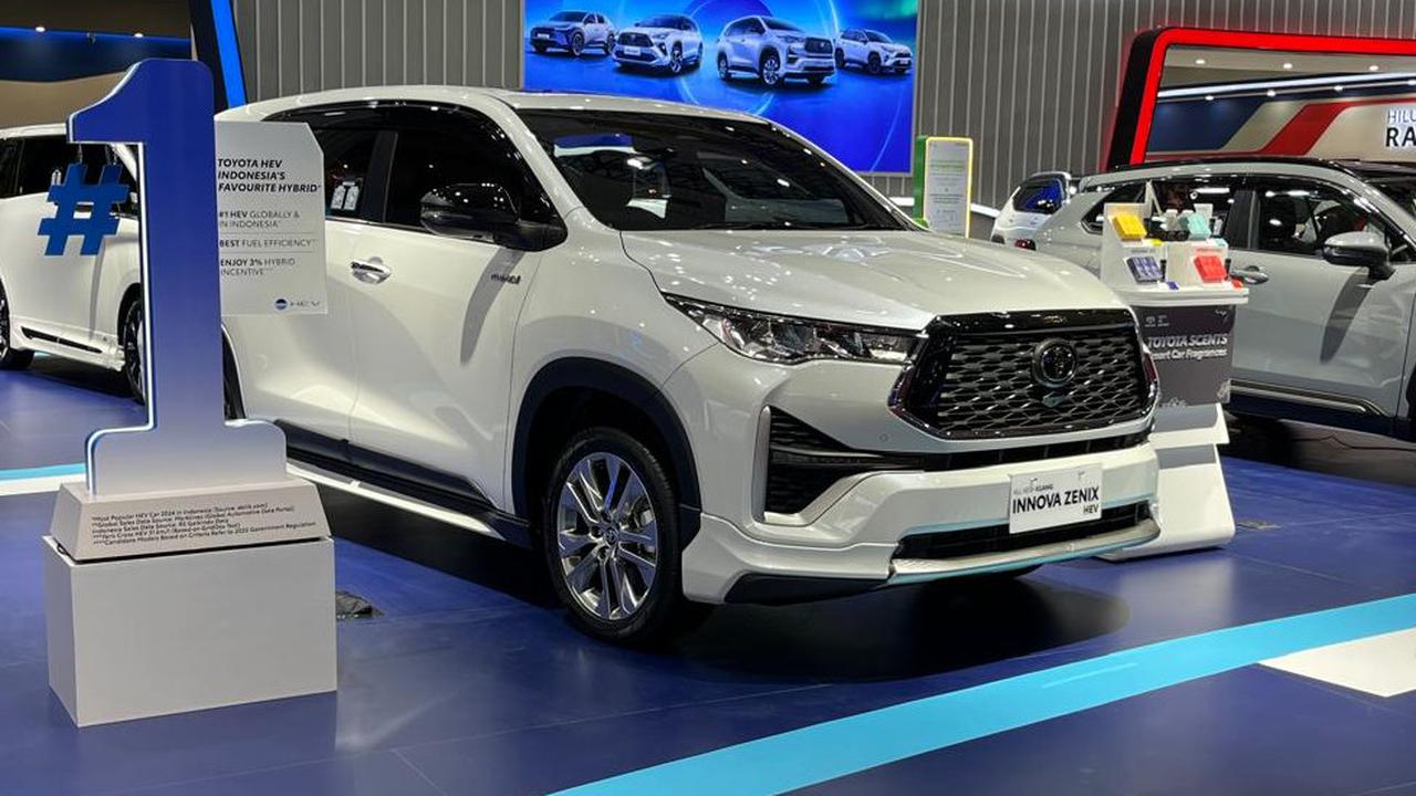 Kijang Innova Memimpin Penjualan Nasional pada Februari 2025, Disusul oleh Brio dan Calya.