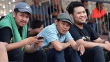Pentolan Bonek, Andie Peci (tengah). (Bola.com/Aditya Wany)