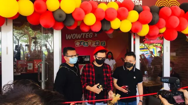 Muda dan Inspiratif, Influencer Edho Zell Beli Lisensi Kemitraan Merek WowTeg