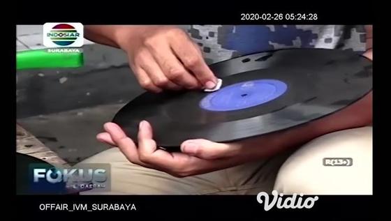 VIDEO: Nostalgia dengan Koleksi Piringan Hitam Tembang-Tembang Lawas