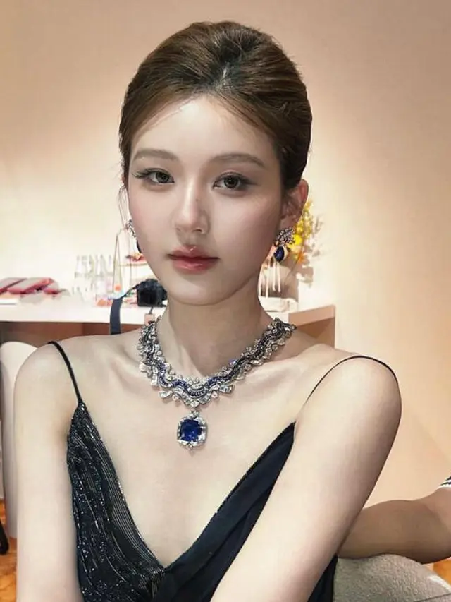 Foto Zhao Lu Si