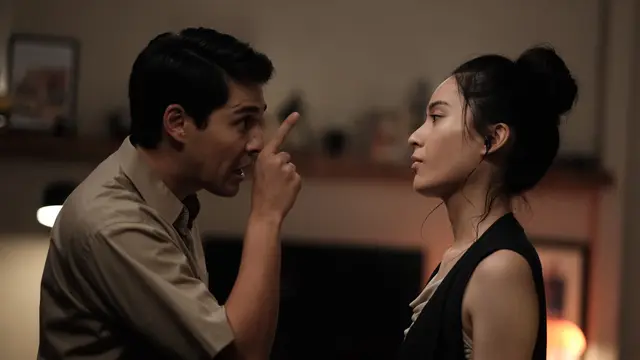 Raihaanun dalam Tante Sonya. (dok WeTV)